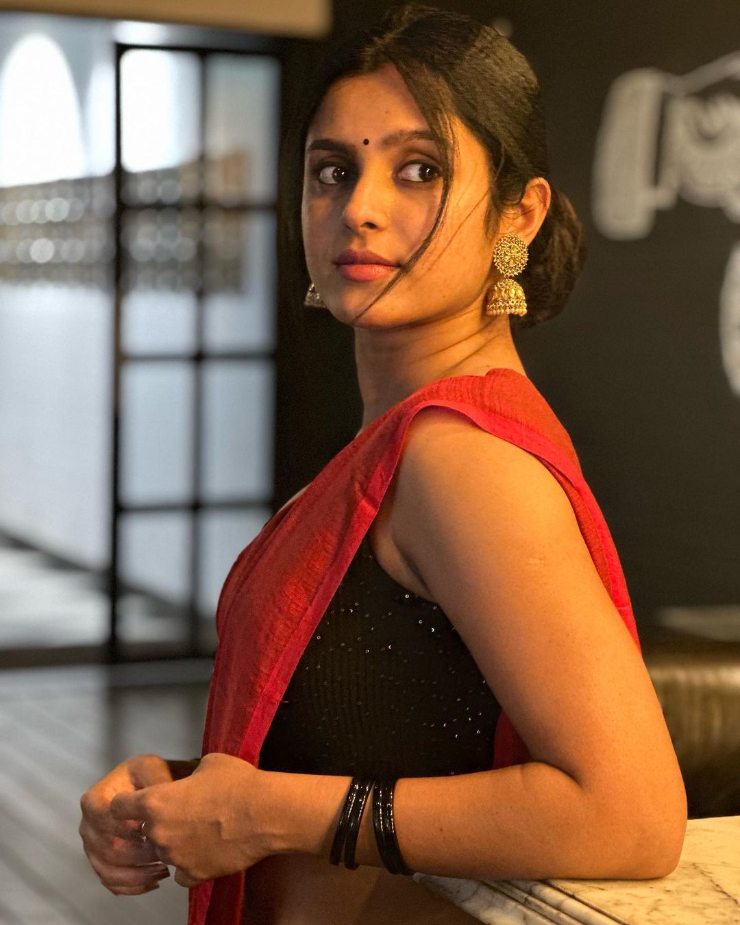 FuT528-aMAAK6L5?format=jpg&name=large