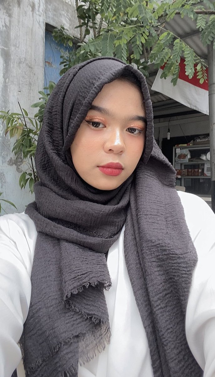 hwiiloml's tweet photo. happy eid y’all🙏🏻🙏🏻 https://t.co/XJ3bAJ6rjC