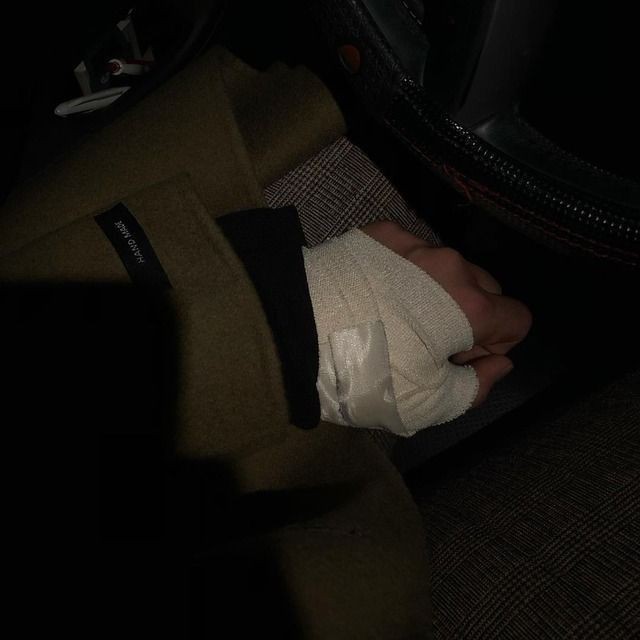 JU_Aubsang's tweet photo. ลางานมือกลองเดือนนึง จะไปใช้ชีวิตเป็นลูกค้าบ้าง👋🏻 https://t.co/ztHGXdMJwb