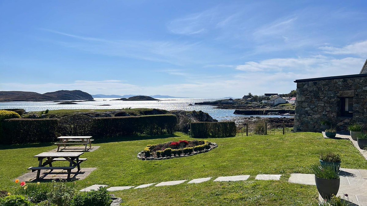 Coll Hotel tweet media