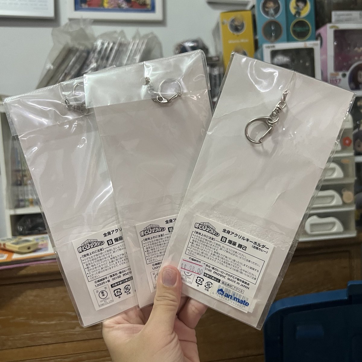 พวงกุญแจ คัตจัง/บาคุโก (มือ1) ตำหนิซองนิดหน่อยนะคะไม่มีผลกับสินค้า
- 100.- ส่งฟรีค่า

#ตลาดนัดมฮร #ตลาดนัดMHA #ตลาดนัดเอยู