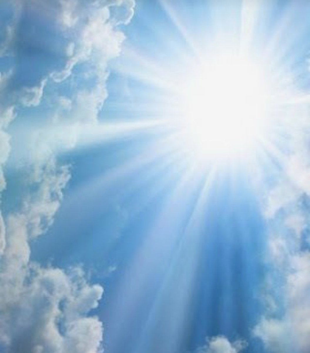 A magical feeling occurs for many women beyond the chaos around #menopause when we become totally at one with who we are &amp;  embrace all of our wonderful idiosyncrasies &amp; uniqueness with total love &amp; acceptance!

There is indeed hope, keep
looking ahead towards the light! ✨️💫