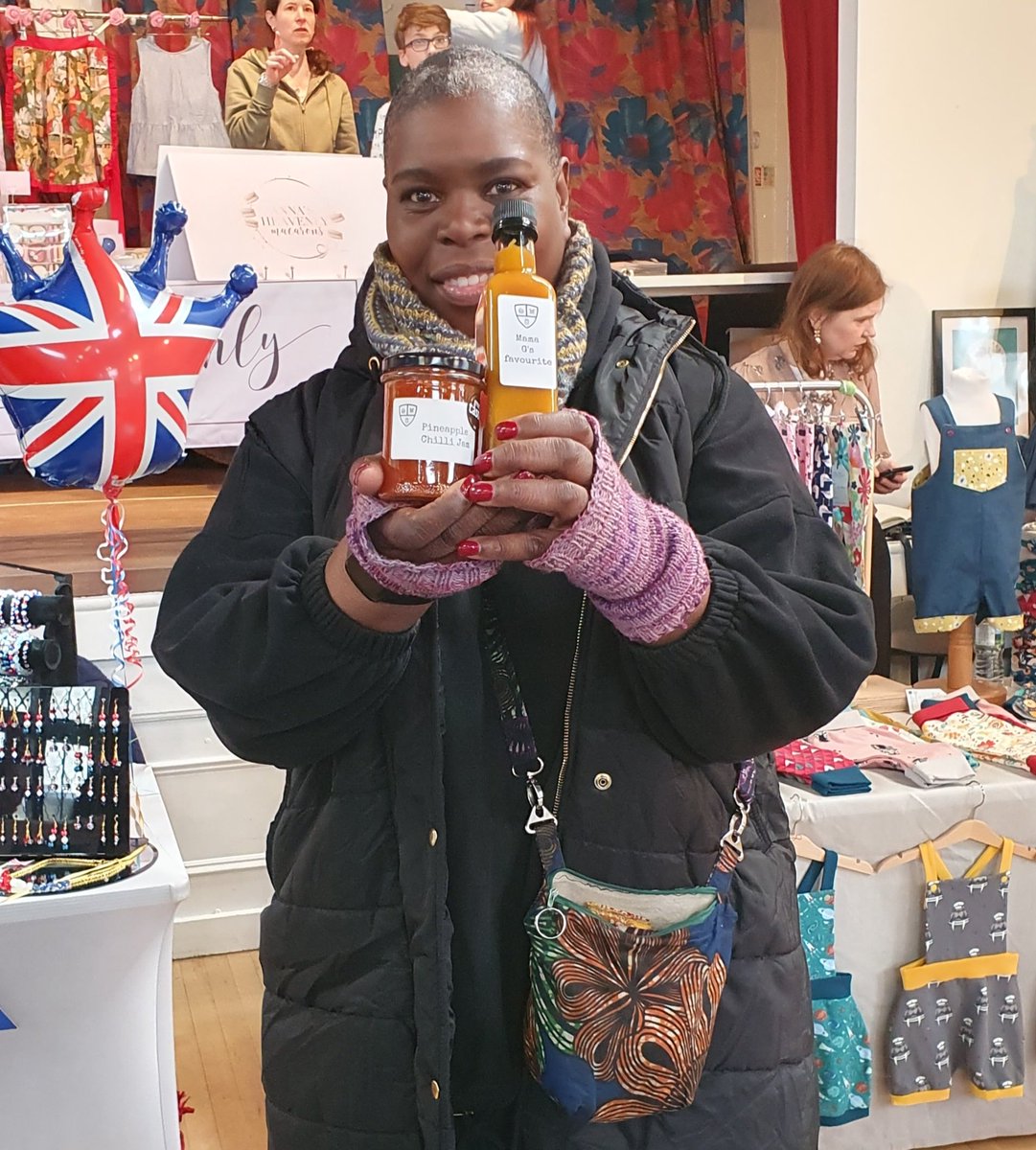 All set up with @FayresLk & @bigbagmomma has claimed her jam & sauce already! Come see me, @emilybrandart, @mina_n_friends & @mcbeebags today at St Barnabas Parish Hall in the heart of #dulwichvillage. Here til 4! #scotchbonnet #hotsauce #chillijam #dulwichvillage #smallbusiness