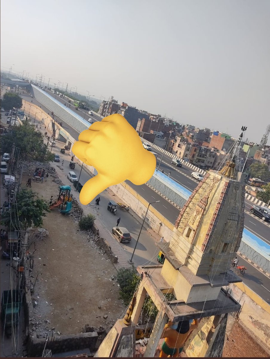 jaimahadevlive's tweet photo. 2019 मे पूर्वी दिल्ली संसदीय क्षेत्र मे शास्त्री पार्क के हनुमान मंदिर के पास से अपना चुनावी बिगुल फूंका
@GautamGambhir ने क्षेत्रवासियो से वायदा किया था कि MP चुने जाने के तुरंत बाद मंदिर के सामने की DDA प्लाट की टूटी स्टोनवाल को RCC से विकसित करवा देंगे
लेकिन आजतक कोई गौर नहीं https://t.co/qrFxDquLcT