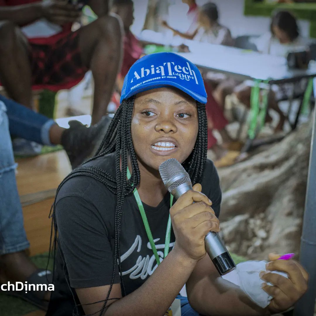 theighubafrica's tweet photo. They did throw women a huge curve ball though with the question, "With all the opportunities being presented to females in the Tech space, are they maximizing it?".
#techdinma #techisgood
#digitalequality #ighubafrica https://t.co/ocWIkgZHhZ