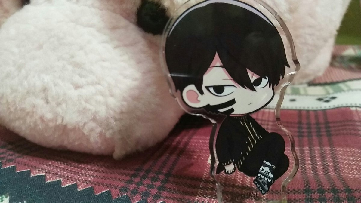 MinYoon98620678's tweet photo. My cute Mudasen is finally here~ He looks really adorable and not scary, I will take a good care of him 🌟 Mudasen looks like he is leaning on his new friend, Pink Piggy 💛☂️
Tougen Anki by @tougenanki-sensei is amazing ❤️
#tougenanki #mudano https://t.co/t8CnHSrFqr