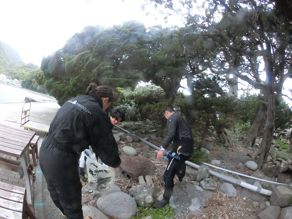 terry5607's tweet photo. 今日も潜る前にゴミ拾い！
#1dive1cleanup
#earthday
#diveagainstdebris 
#Japan https://t.co/5EkRSBJivP