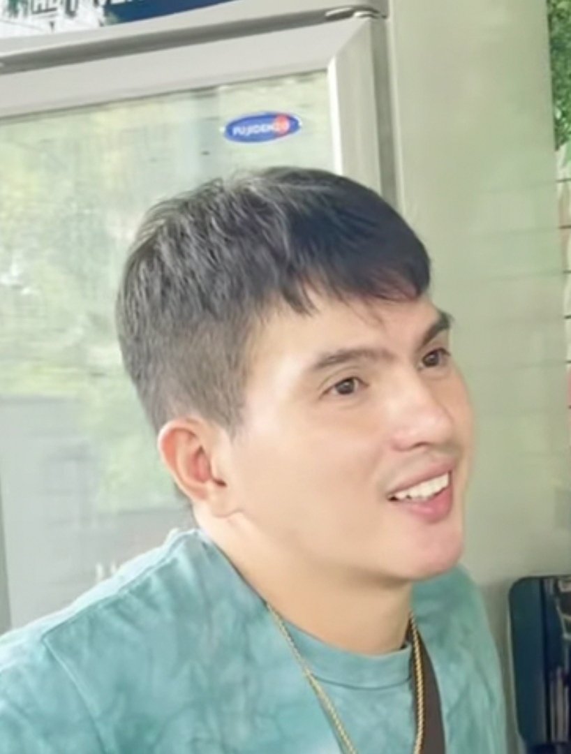 BE SOMEONE'S LIGHT WHEN THEY ARE HOPELESS.

MYGZ AWARDING TODAY

#MygzMolinoAWARDEE