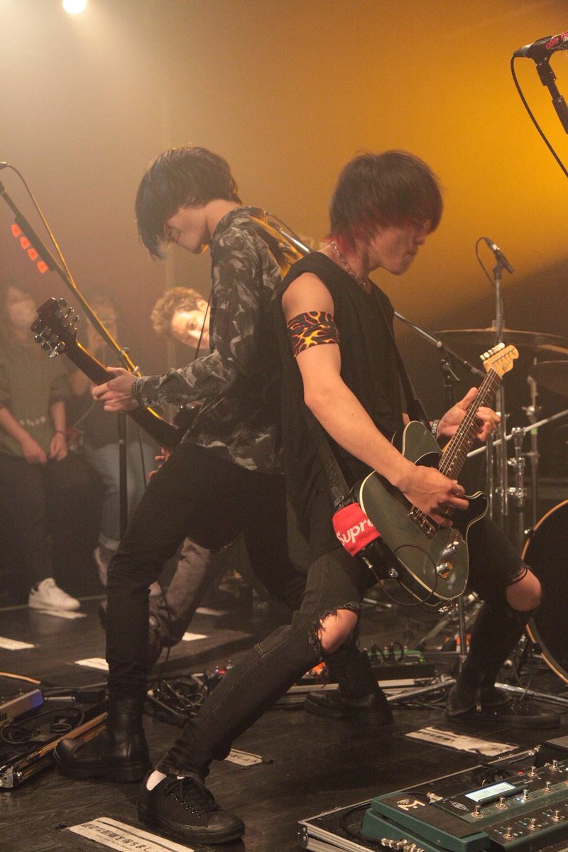 RIOTJUNCTION's tweet photo. 【明日】

久しぶりの京都です、
よろしくお願いします◎

サポートは特別編成赤青コンビです❤️💙
Gt.@em_keita 
Ba.@aoi804 

チケット予約受付中📨💞 https://t.co/KPaIs6JOQg