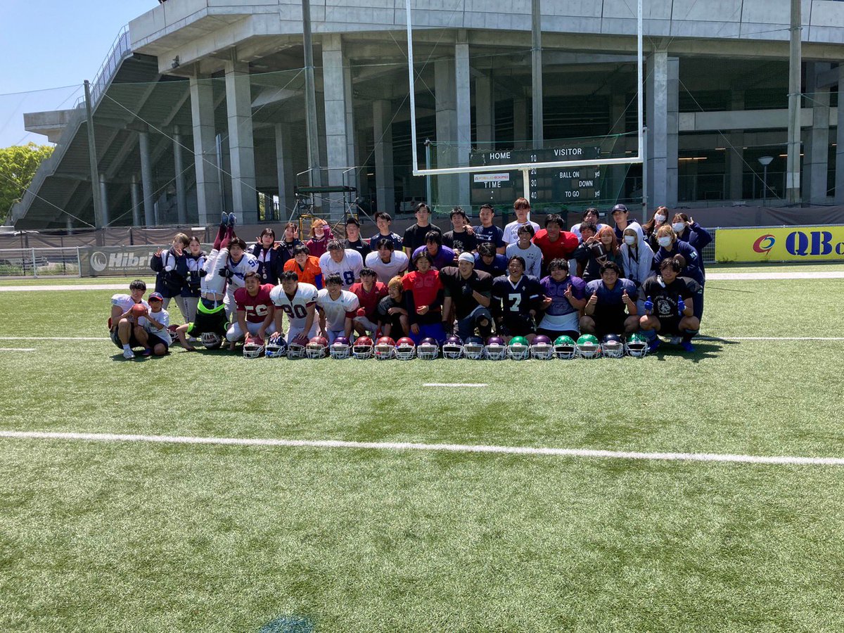 DAREDEVILS_KUAS's tweet photo. こんにちは😊

本日はエキスポフラッシュフィールドにて
天理大学(@crushing_orcs )・阪南大学(@H_fightingbears )・大阪工業大学(@rowdies_oit )さんと合同練習を行いました！🏈
普段できない練習などをして各大学と意見交流などしました！
まだまだ新入部員募集してますので
ぜひDMしてください🙇‍♀️ https://t.co/jickn2FiPp