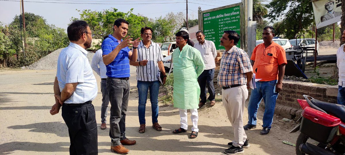 iaspremprakash's tweet photo. लखनऊ, बाराबंकी, अमेठी - UPSIDA के औद्योगिक क्षेत्रों में चल रहे कार्यों का स्थलीय निरीक्षण https://t.co/BsTOzeVfiO