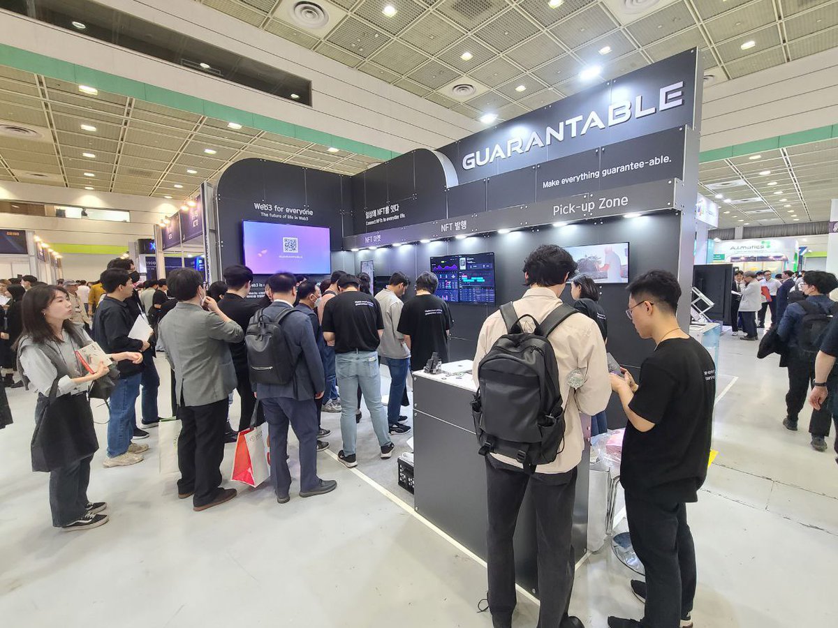guarantable's tweet photo. Many people have visited to our booth and joined the event to issue trial NFTs in world IT show 2023.

We are sure brands and businesses are aware that NFTs are valuable and closed to our daily lives. 

We aim to make NFTs accessible for everyone.

#WIS2023 #NFT #Web3 #Blockchain https://t.co/fQBiVELQ3g