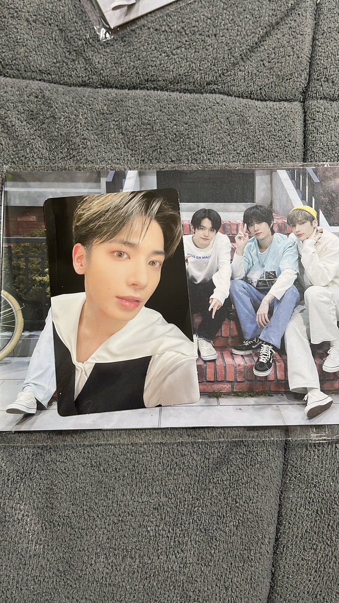 투바투 메모리즈 DVD 교환 구해요

저: 태현
😇: 범규

투모로우바이투게더 연준 수빈 범규 태현 휴닝카이 메모리즈 디비디 디지털코드