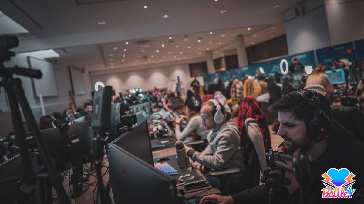 arcade_for_good's tweet photo. Nous y sommes, @Battle4Event au @StadeFrance et ça s'annonce déjà exceptionnel (déjà 100000€ de dons collecté hier soir) 🔥
Partenaire de l’événement, nous proposons 2 formes de contribution caritative (dont une avec
@brunograffer). Plus d'info : https://t.co/RnwVz9Tg0o https://t.co/bSTjTFFS6S
