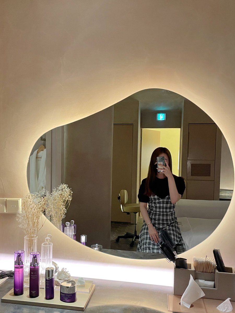 dsrmom's tweet photo. 🌟【異なるリラックス体験】🌟 今日は親友と美容院に行って、超快適なスパを楽しみました！🥰🥰
#뷰티
#親友との一日
#즐거운주말
#기분이유쾌하다 #いい一日だった https://t.co/1SpHXay11U