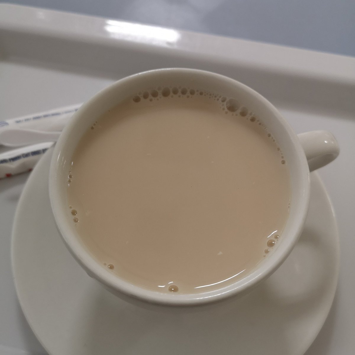 No Context Brits tweet media