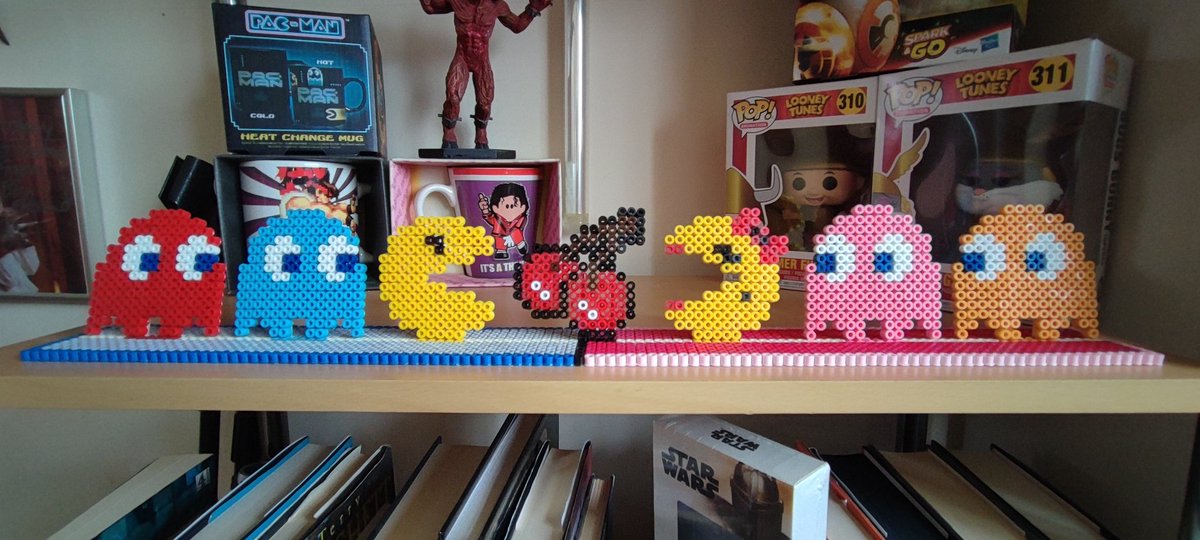TonyPriceLive's tweet photo. Started at 11:30am yesterday... Finished at 4:30pm yesterday. Five bloody hours later and it turns out... I made a thing 😁 #PacMan #mspacman #hamabead #beadart #pixelart #RETROGAMING #oldskool https://t.co/fPulEp7aRu