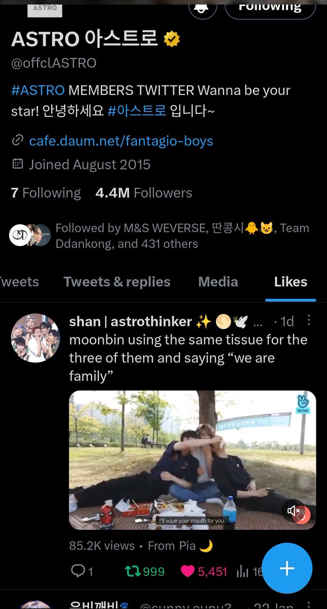 mojja_rella's tweet photo. Astro's here with us finding comfort in our tweets too.. they want us just as much as we want them 🥺 https://t.co/EWsQGdkmjg