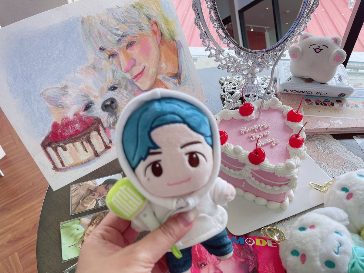 JAEWON_GC's tweet photo. 22042023 : #DrawingDreamingwithJeno
.
ภาพสวยทุกภาพเลยยย 🩵🫠
.
#HAPPYJENODAY 
#jeno
#제노 
#บันทึกของจีซี https://t.co/5wXHQEOqoG
