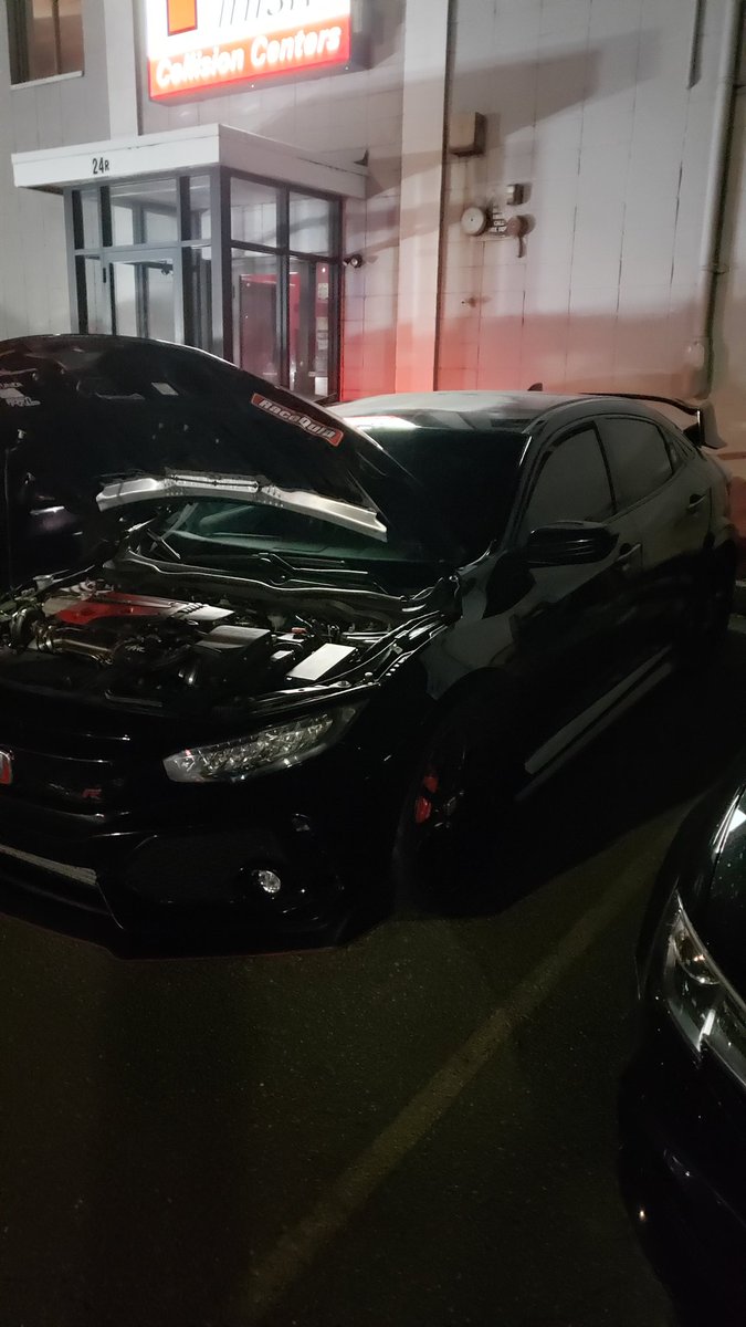 SBE_BEN_'s tweet photo. car meet i went to earlier 🤠 https://t.co/zJEmQHLfHT
