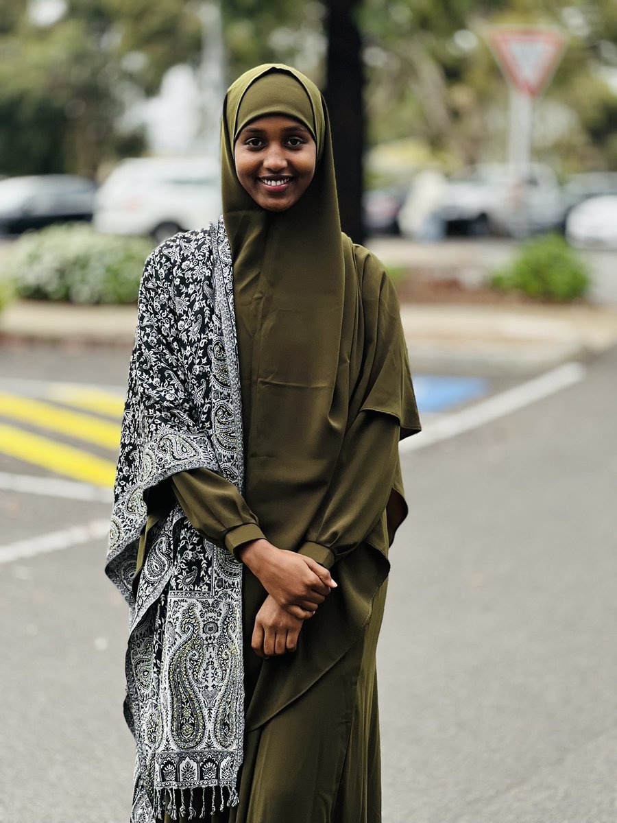 MiskyHaji's tweet photo. Eid Mubarak from down under🇦🇺💕
May Allah accept our prayers and bless us abundantly. Ameen🙏 https://t.co/Y8Kt3Si7lm