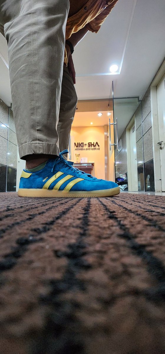 adipw's tweet photo. Bern
#adidasbern #adidasindonesia
#adidasoriginals
#adifamily https://t.co/9tMtIzQfXB