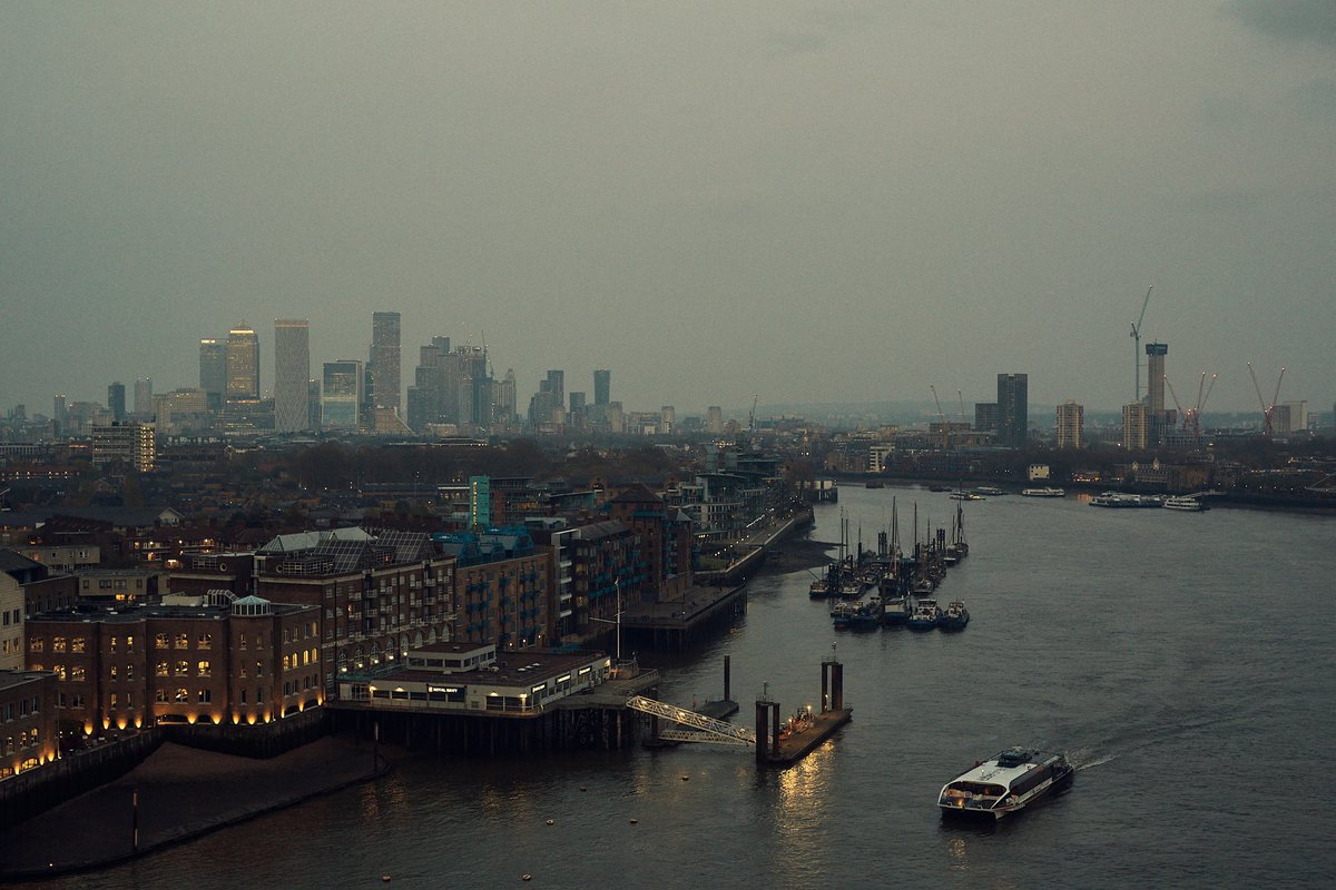 London last night just before sundown,  taken from the Tower Bridge walkway’s during the <a href="/LondonMarathon/">TCS London Marathon</a> 2023 Welcome Reception. What a location!

christopherlanaway.com