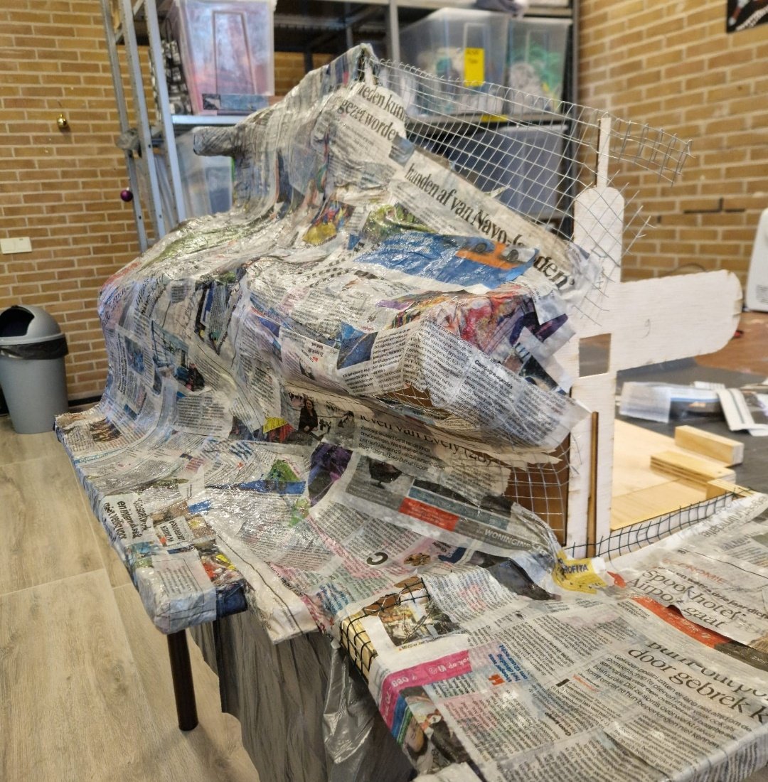 Wat is Rik de Racegek aan het maken bij ons?

Goede antwoorden met Rt maken helaas geen kans op een Meet&amp;Greet met <a href="/Max33Verstappen/">Max Verstappen</a> 

#Walhallabtalent
#techniek