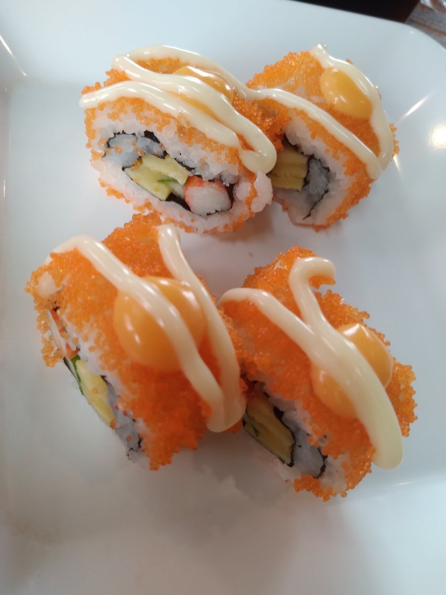 มัลลิกา เจริญชนม์ (@chnm_ceriy96314) on Twitter photo 