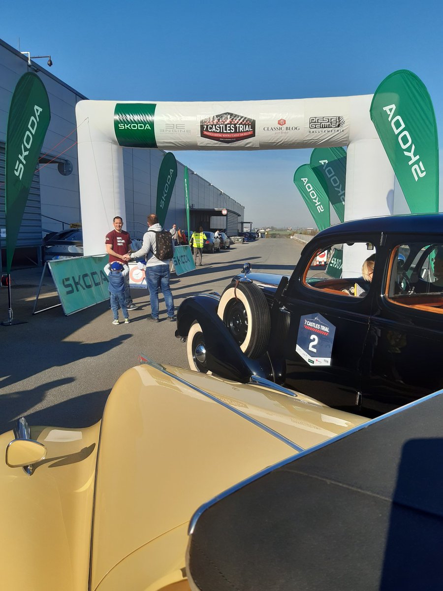 ONDREJ_LANIK's tweet photo. Just now: SKODA Classic Fleet is ready for today's 7 Castles Trial. #Skoda #SkodaClassic #7ct https://t.co/rteR1MfkGy