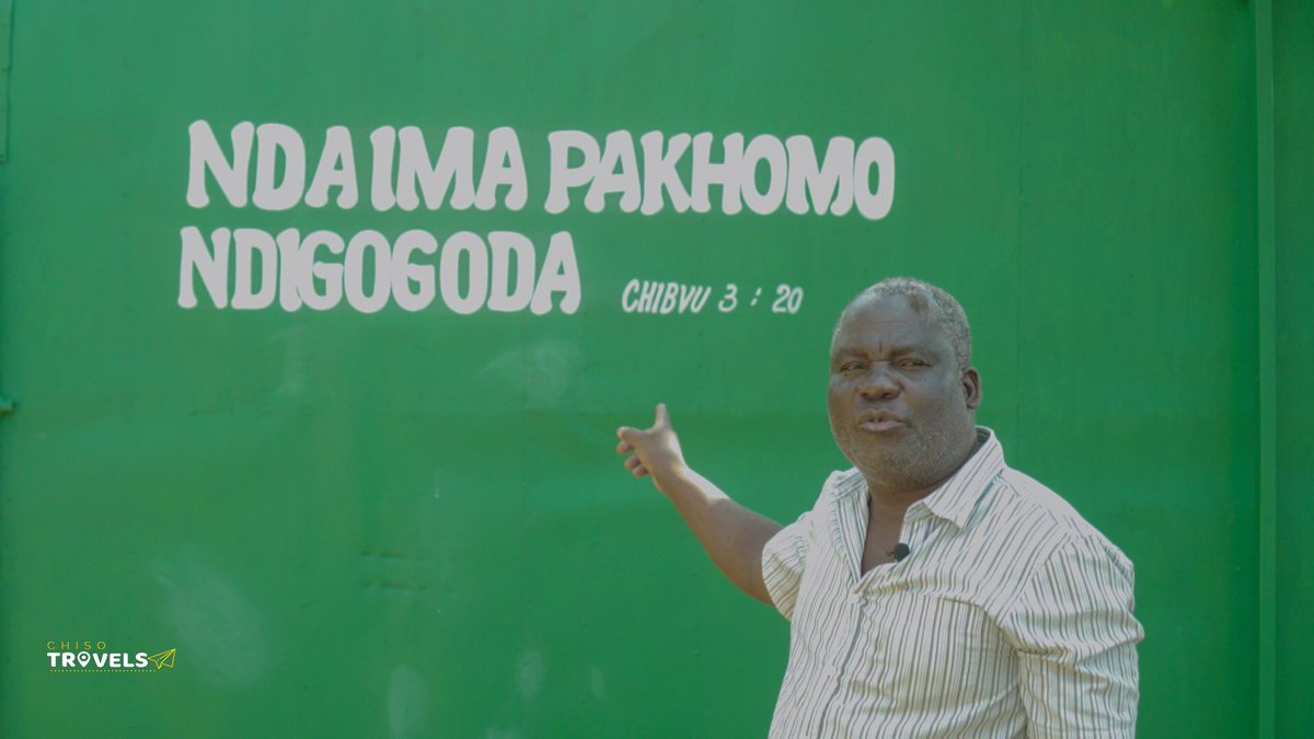 ChisoTravels's tweet photo. A Frackson Jonas Chinangwa a ku 22B nyumba yawo inazungulilidwa ndi mawu a Mulungu akuti anthu akamadutsa adziwerenga sakufuna anthu a dera lawo akapsye ndi moto.

please subscribe for the sneek peak of his story video https://t.co/1ETqgrHl7z https://t.co/dFLHJrjoGm