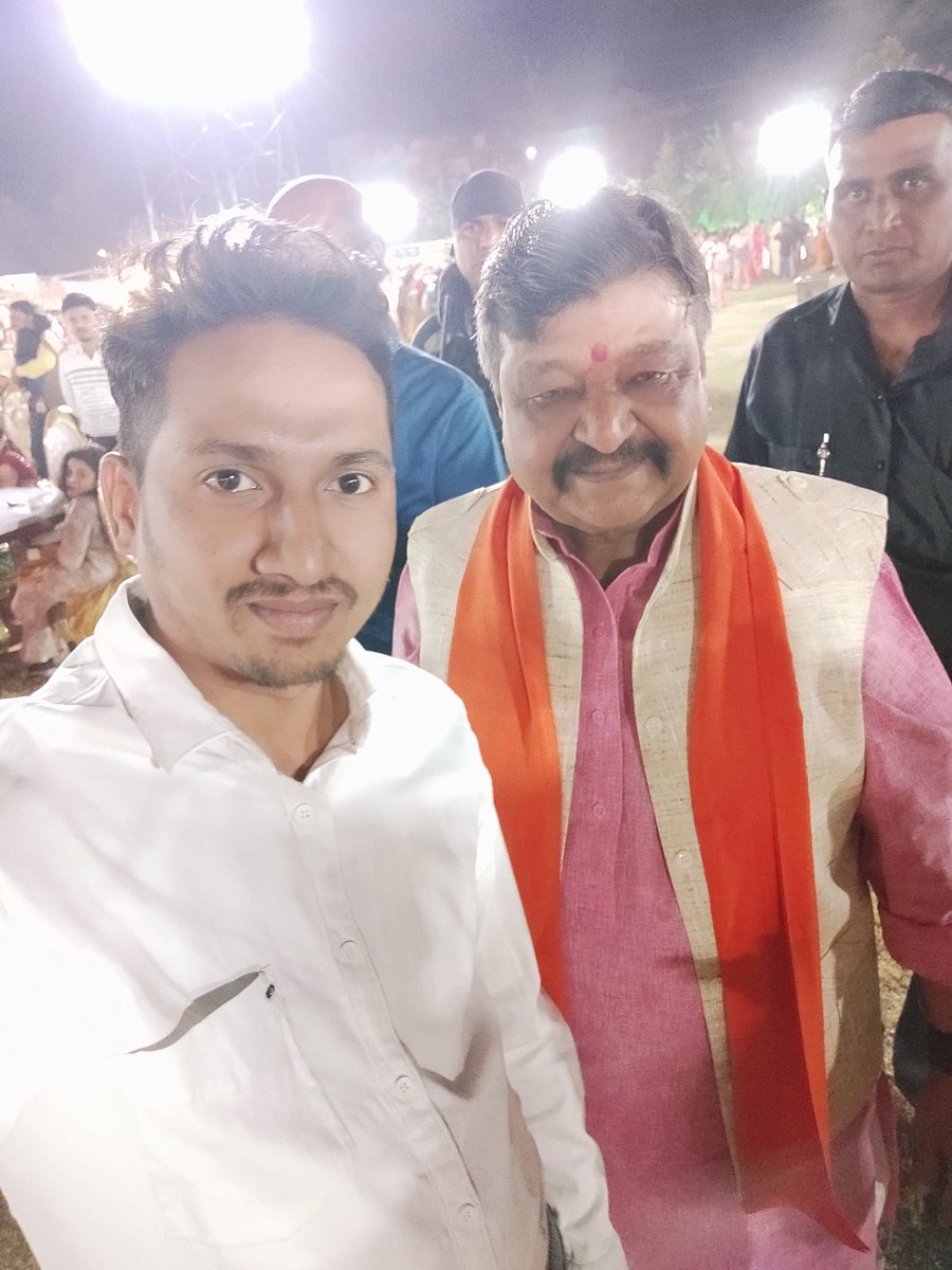 arvindosle's tweet photo. भाजपा के राष्ट्रीय महासचिव आदरणीय श्री कैलाश विजयवर्गीय जी को जन्मदिन की हार्दिक बधाई एवं शुभकामनाएं !  
@KailashOnline https://t.co/wpidFmjzMZ