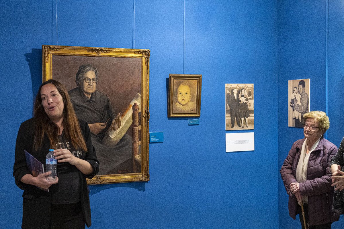 Arxiu_Lloret's tweet photo. ELS AMICS DE L'ARXIU VISITEN L'EXPOSICIÓ: JOAN SALA LLOBERAS. PINTOR DE REM I DE VELA

Diferents membres del Grup Amics de l'Arxiu (GAA) acompanyats per la regidora del SAMLM, l’Ana Garcia-Castany, varen visitar ahir divendres l'exposició al mas de Can Saragossa. https://t.co/UY6o46lV1N