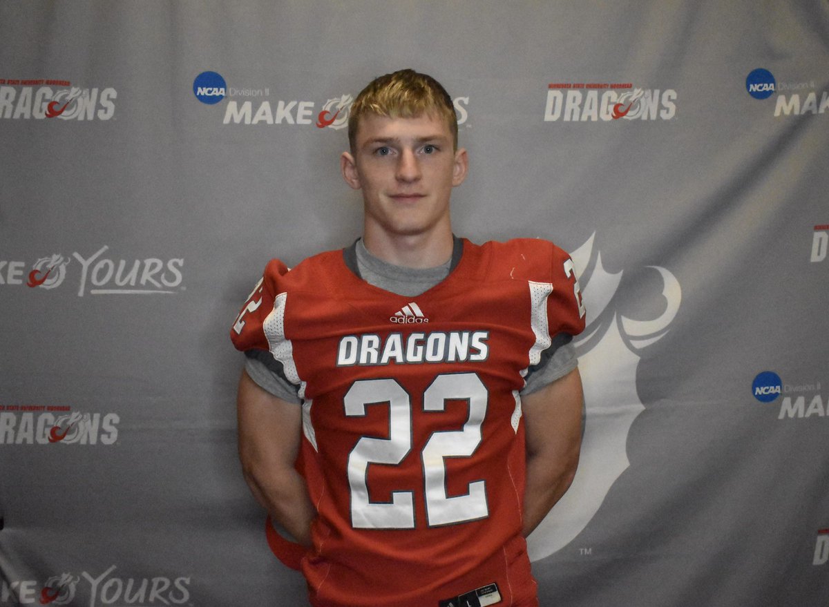 klinkner_ethan's tweet photo. Had a great visit at Moorhead today @BrettHemmersba1 thank you coach @KevinMurphy_74 https://t.co/ixL5edWRBT