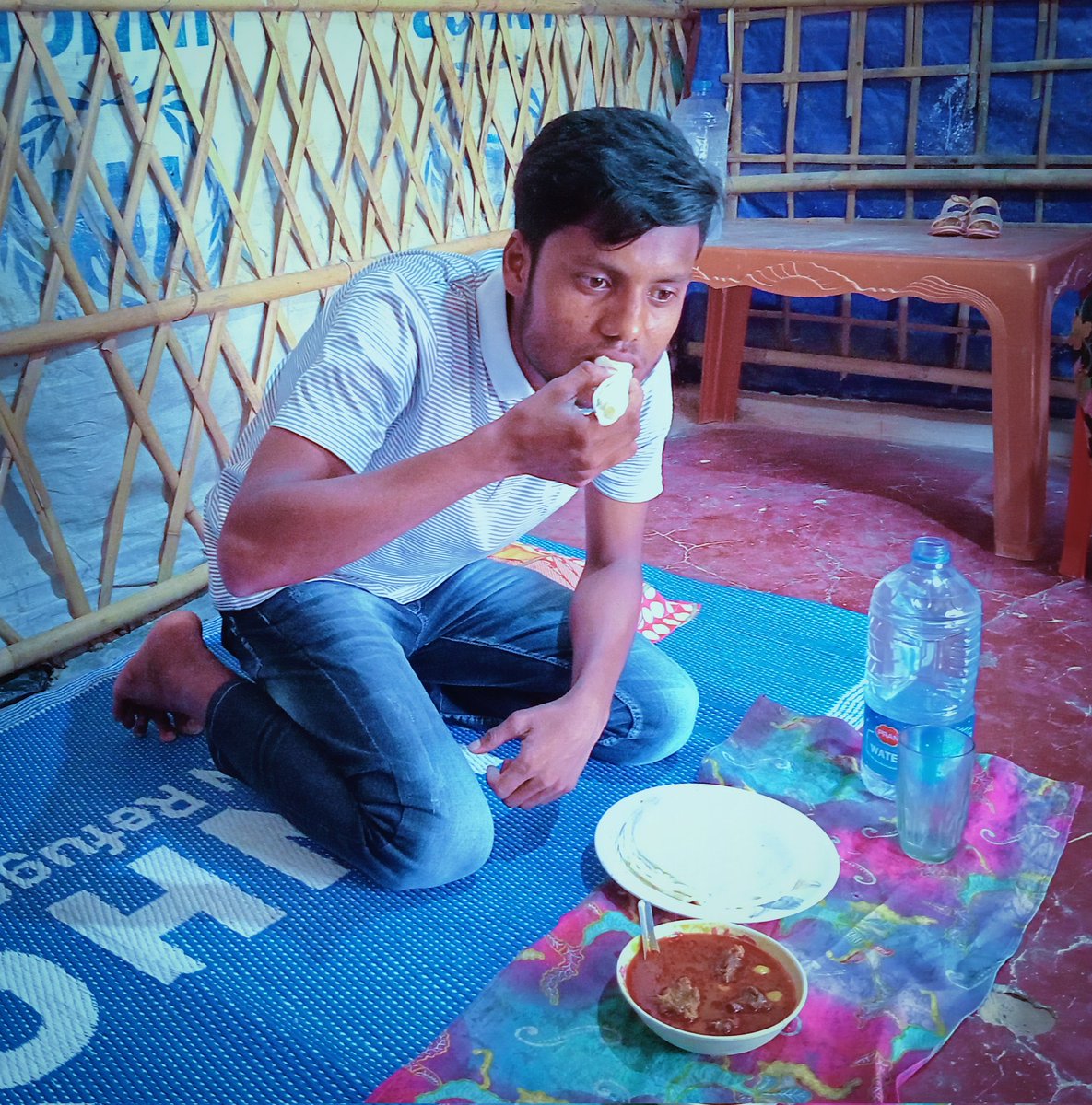 ayubkhan_dkl's tweet photo. Eid Mubarak! May this special time of year bring peace and happiness to you and your loved ones.

Rohingya Traditional Food  "Lordi Pirda, Gussor Zull" 

#eidmubarak 
#Rohingya https://t.co/sYdogS7x7Z