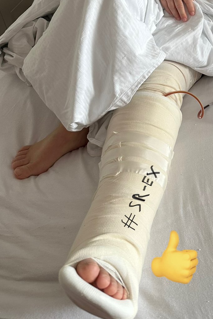 Malheureusement je ne serai pas au MATMUT dimanche prochain pour supporter le Stade Rochelais. Je revends 2 places. #SRvsEX #FievreSR #ChampionsCup