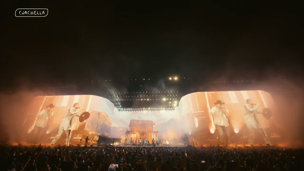 AccessBadBunny's tweet photo. Bad Bunny and Grupo Frontera performing “un x100to” live for the FIRST TIME ever in Coachella 🇲🇽 🇵🇷 https://t.co/YNgdnx9NUf