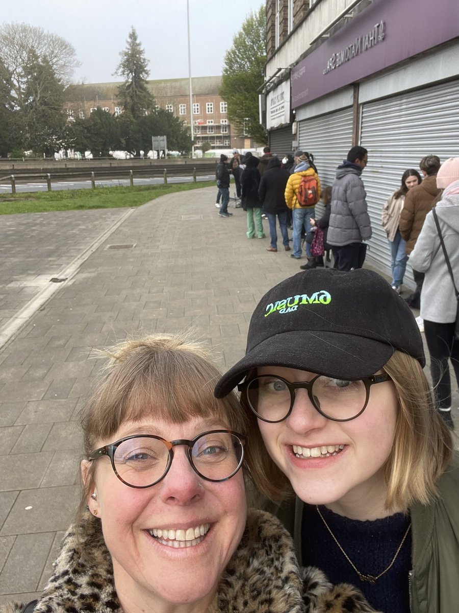 kate kinsella tweet media