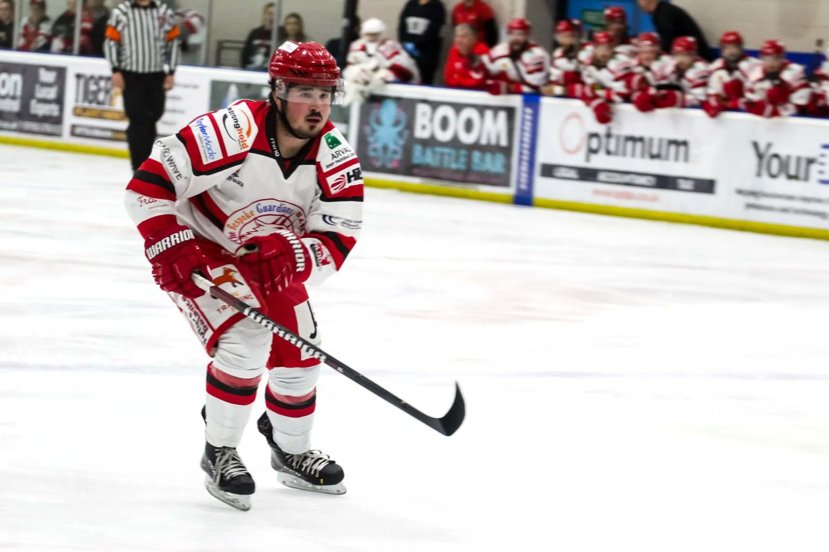 🏴󠁧󠁢󠁥󠁮󠁧󠁿 ITS GAMEDAY 🏴󠁧󠁢󠁥󠁮󠁧󠁿

And today we celebrate the career of #12 Floyd Taylor! There’s tickets available and legends warming up to play!

Get your tickets right here ⤵️

🎟️ buff.ly/41jcm9S