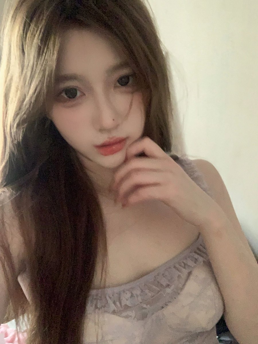 搞点牛子看看，我看谁最大 https://t.co/i03YazpfGl