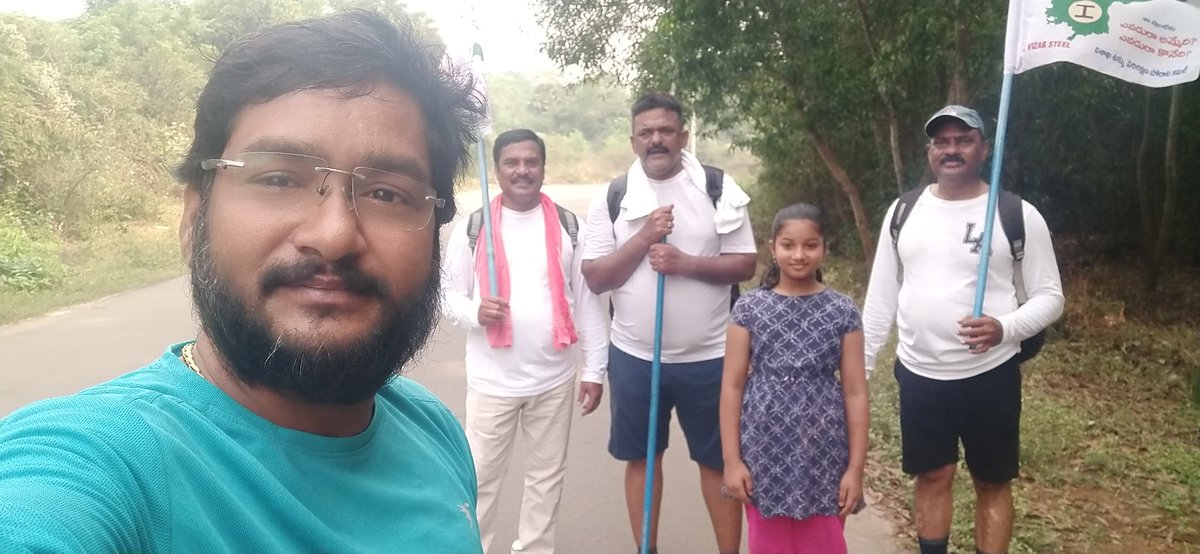 MJerripothula's tweet photo. విశాఖ నుండి తిరుపతి నాలినడకన వెళ్లిన ఉక్కు కార్మికుల కోరికను మన్నించు వెంకన్నా
విశాఖ ఉక్కును కాపాడు #StopStrategicSaleofVizagSteelPlant
#allotoreminestovizagsteelplant
#800daysofvizagsteelprotest 
@PMOIndia
@ysjagan
@ncbn
@PawanKalyan
@SteelMinIndia
@RINL_VSP https://t.co/yP77W7GJMO
