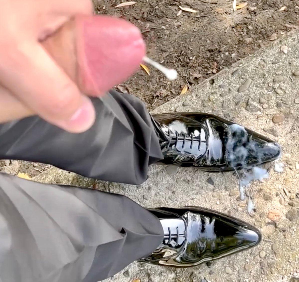 shinydressshoes's tweet photo. You know what to do. https://t.co/Ntr806IBD9