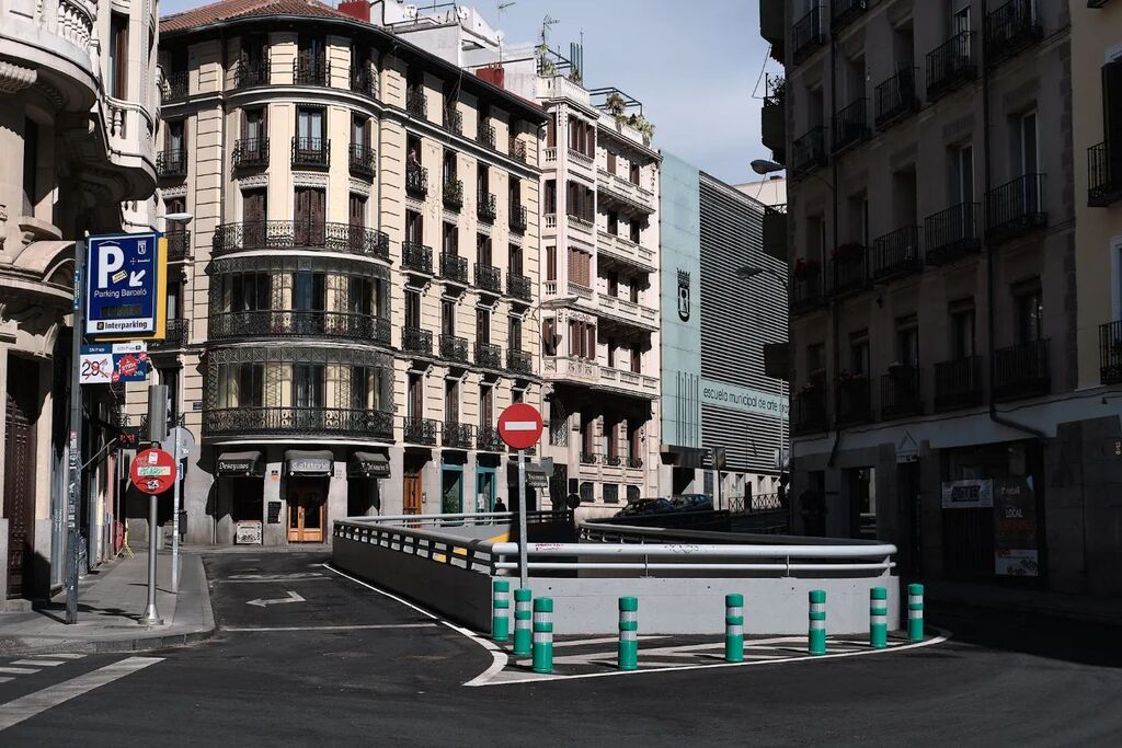 jjcano80's tweet image. Primeras pruebas con el objetivo Fujinon 35 mm f.2. ¡Muy satisfecho con los resultados!
.
.
.
#madrid 
#streetphotography 
#arquitectura 
#architecture 
#color 
#fujifilmxt3 
@fujifilm.es 
#fbPrimeras pruebas con el objetivo Fujinon 35 mm f.2. ¡Muy satisfecho con los resulta…