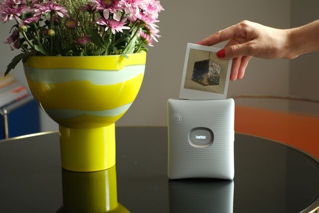 IndiaInstax's tweet photo. It’s official! instax Square Link Printer is the newest member of cuteness club and peeps are using it to adorn their home interiors!🥳
Check out the link to shop now:
https://t.co/4gkt1F6AAF
#instax #instaxindia #squarelink #squareprinter #GobeyondTheframe https://t.co/W5gkuJCtDX