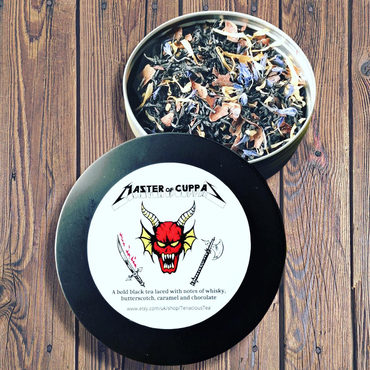 Fancy a brew? You do? Then get yourselves over here to sample some seriously #TenaciousTea!🤘🏻🫖🤘🏻

But this ain’t just tea. It’s #HeavyMetal inspired tea, no less!  

Today we launch our very own collab #DarkEarth blend 🖤

#RSD23 #TeaTasting  #IndieRecordShop #DarkEarthRSD