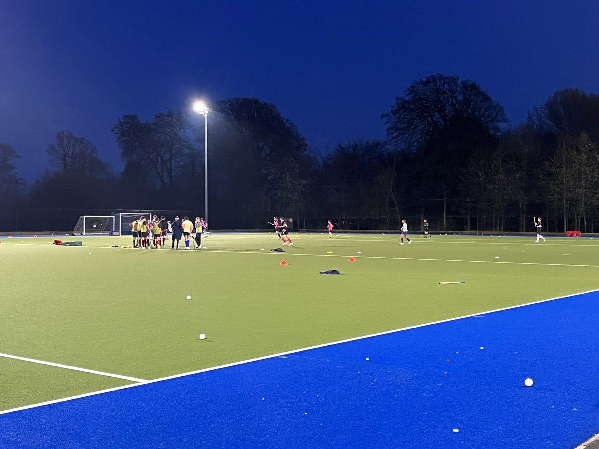 Andy Edwards tweet media