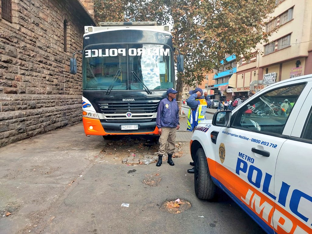 Jo'burg Metro Police Department JMPD on Twitter "Creating a clean