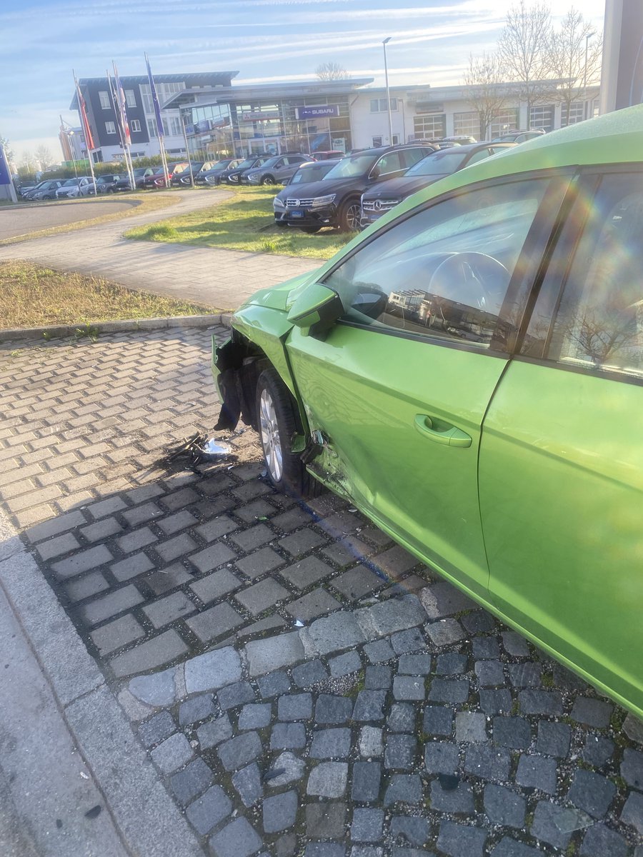 Голая пизда в машине