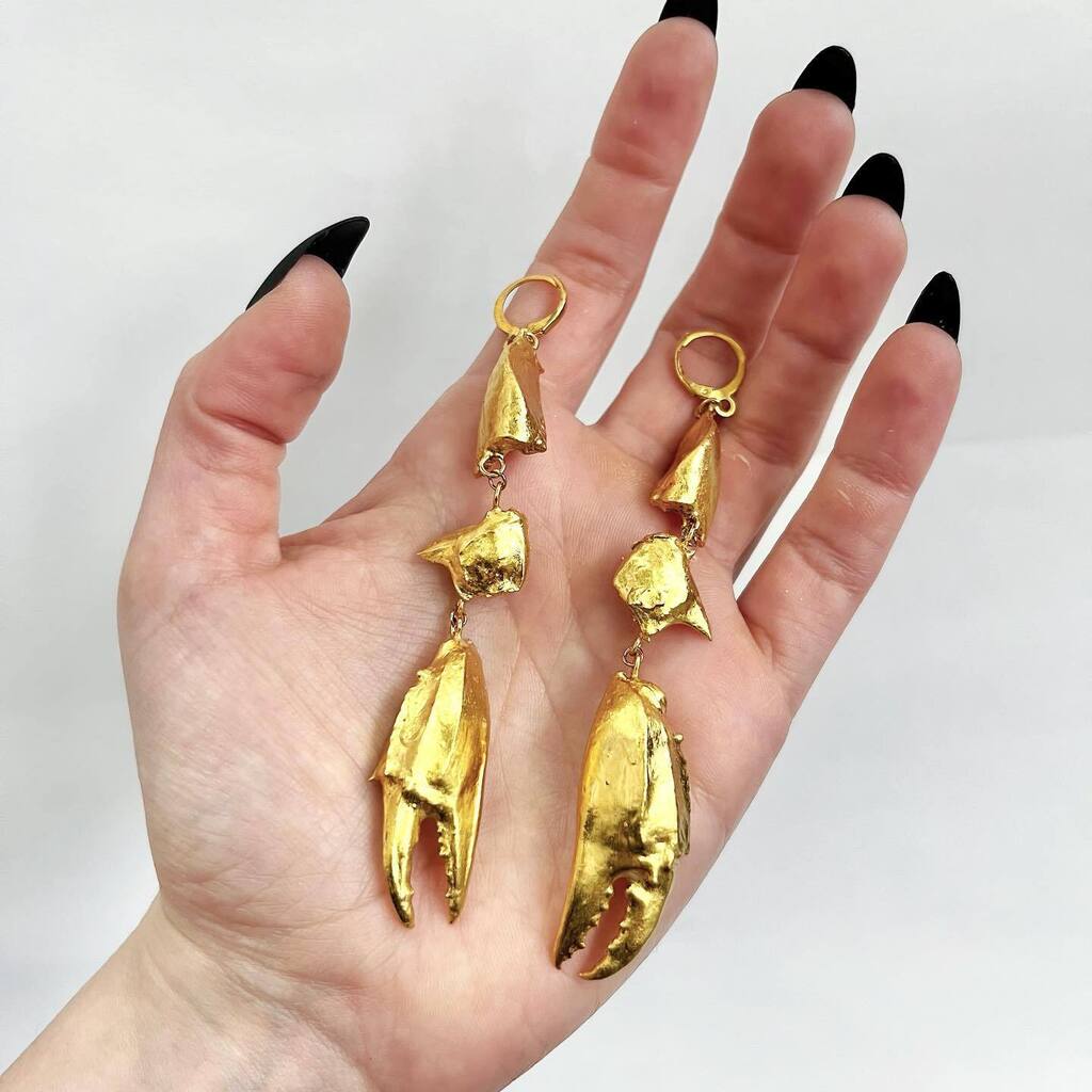 kintsugilt's tweet photo. These beauties are available NOW in my shop 🤩 After a long time being closed, I’ve reopened! 🎉 But it’ll only be until May 1st!!!! So you only have a week to get your orders in before I shut shop again 😱 The shop will be closed for the whole month an… https://t.co/JkxjTEs1tp https://t.co/rVNzWBIDjX
