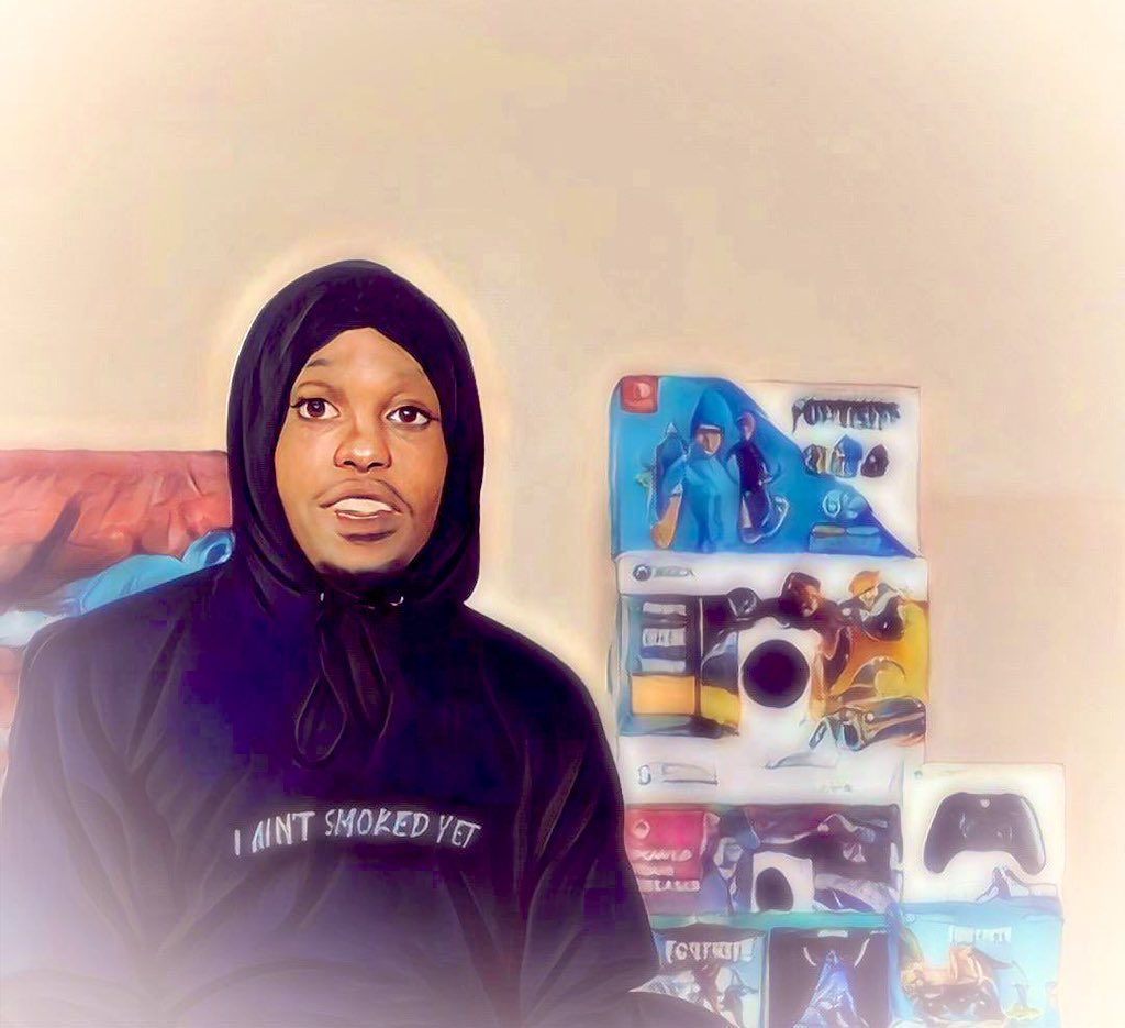 ComicBookGrey's tweet photo. https://t.co/XtCfIht8lt Is The Official Clothing Brand Of ComicBookGrey Use Code “PUTEMAWAYGREY” #Sponsored #ad #gaming #fortnite #blackowned #stonercollective #gamingmodel #thestonercollective #sponsor #smoke #tshirt #happy420 #iaintsmokeyet #anime #lit #customer @StonerCollect https://t.co/R4wDHN71h1